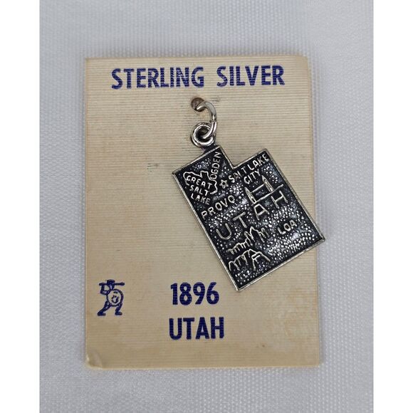 New on Card Vintage Forte Sterling Silver Utah Bracelet Charm Souvenir Travel - Picture 1 of 3